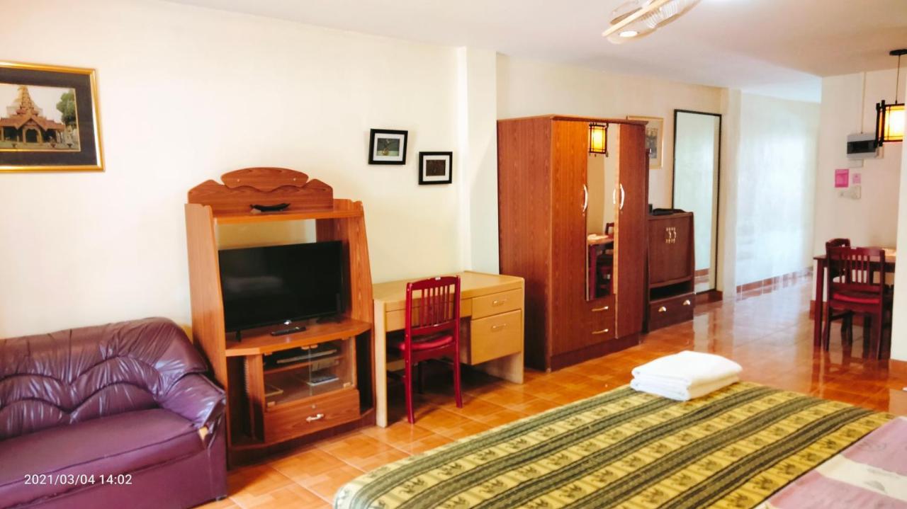 Nightstar Hostel Pattaya Kültér fotó